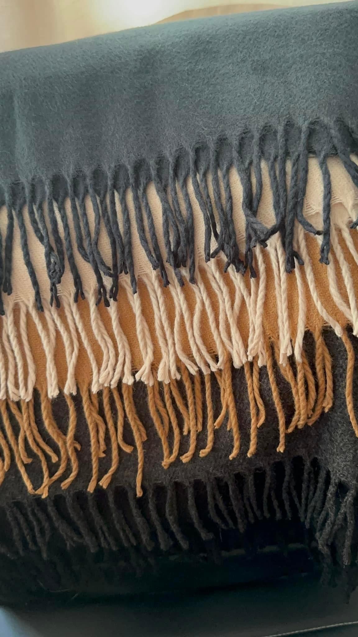 Personalised Woven Scarf 🧣