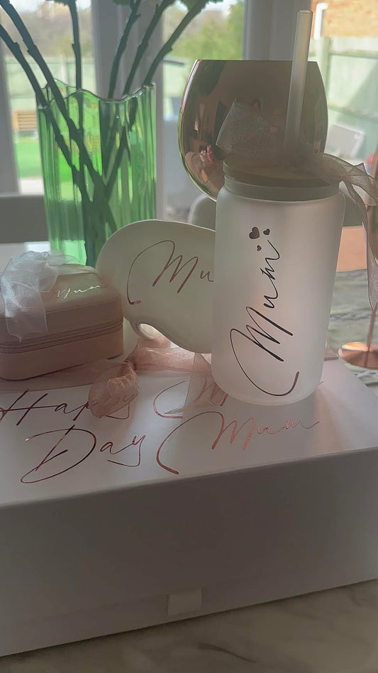 ‘Isn’t she lovely’ Mother’s Day Gift Box 💗