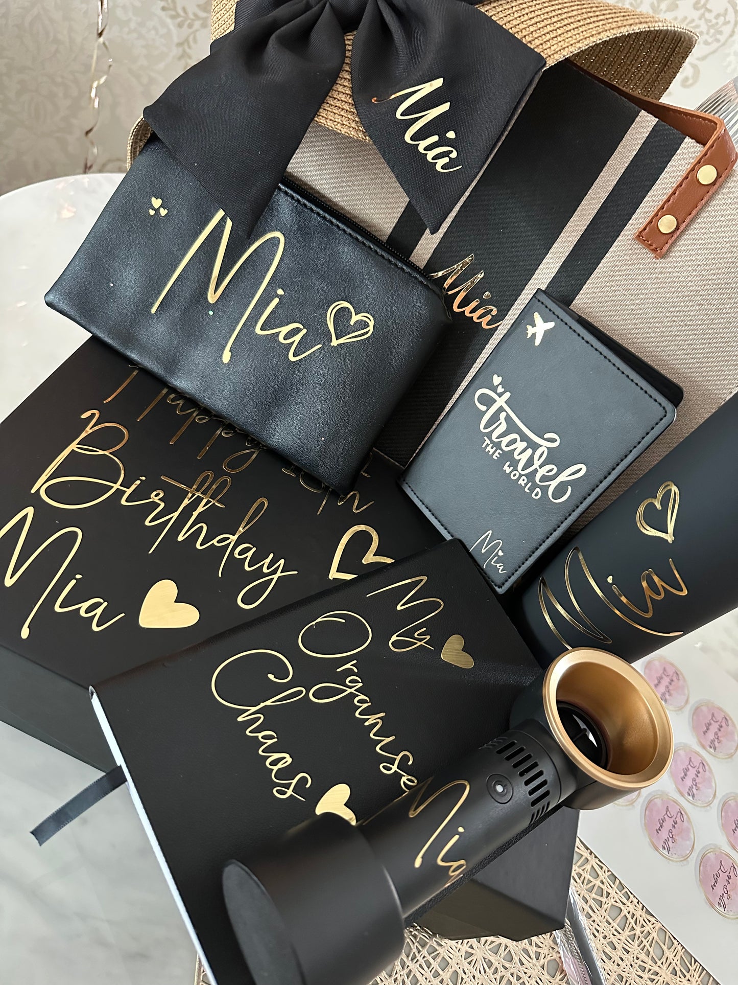 Luxury Gift | Birthday | Bridal | Bride | Bridesmaid | Proposal | Gift | Anniversary | Personalised Gift | Gifts for all | Tumbler | Wedding